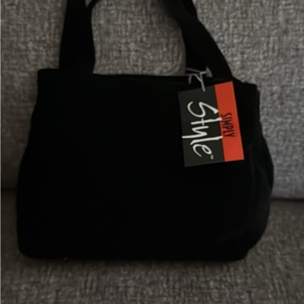 Simply Styled Elegant Black Tote
